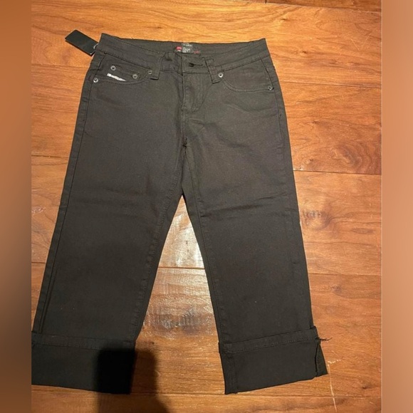 Diesel Black Capri - Picture 1 of 2